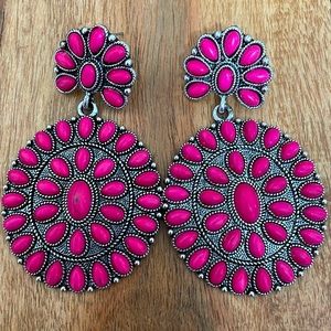 🎉💕Julia Western Beaded Oval Dangle Earrings